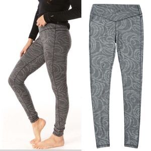 Smartwool Base layer Bottoms Merino 250 Wool Pattern Grey Size Small PRISTINE